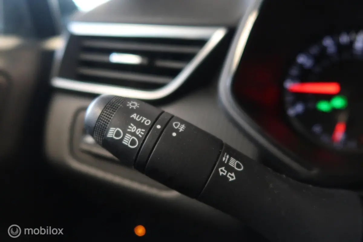 1.0 TCe Bi-Fuel Zen Navi Carplay NAP