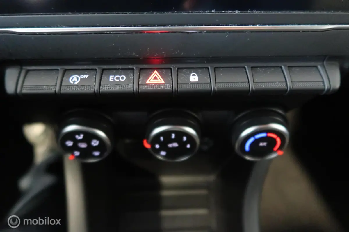 1.0 TCe Bi-Fuel Zen Navi Carplay NAP