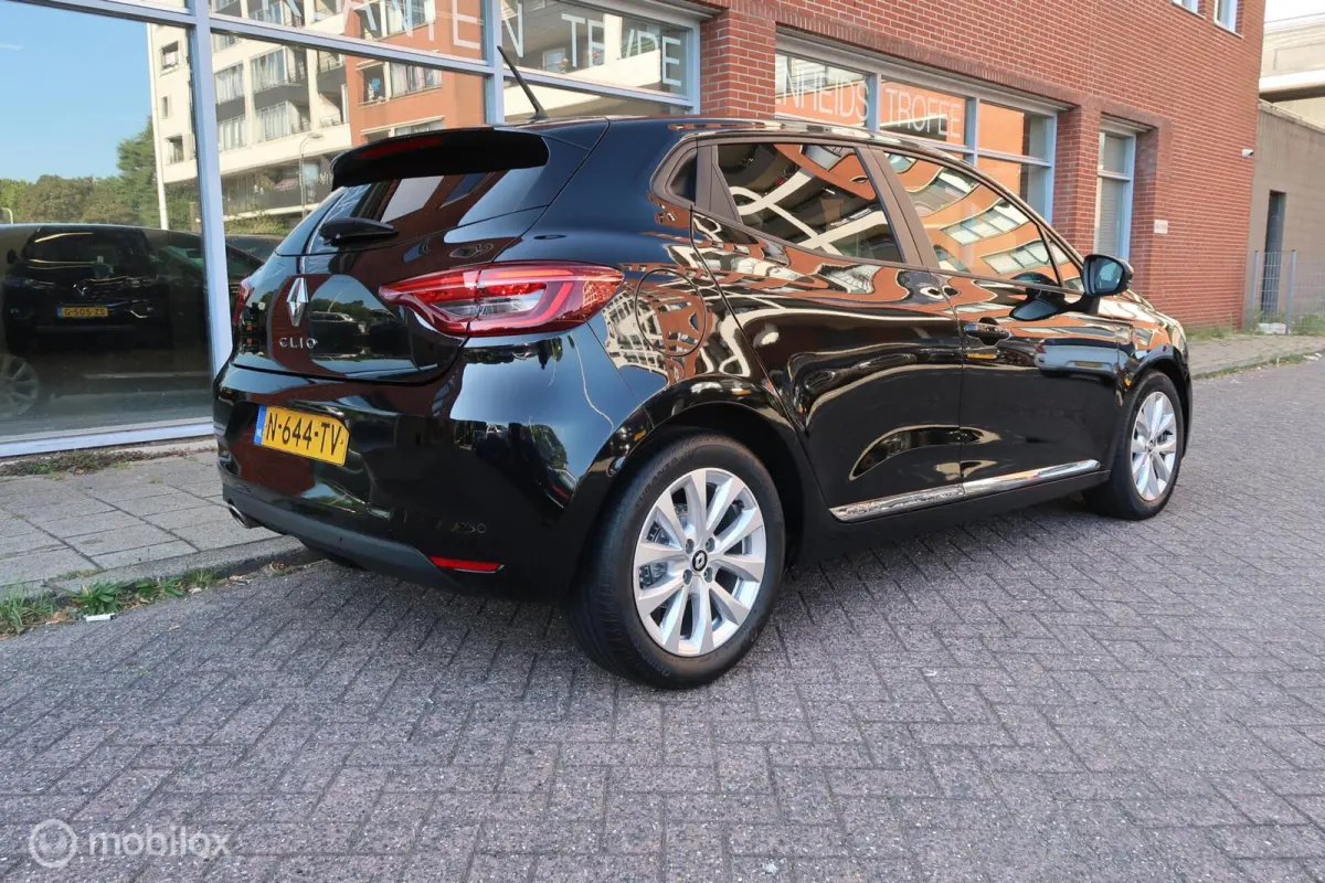 1.0 TCe Bi-Fuel Zen Navi Carplay NAP