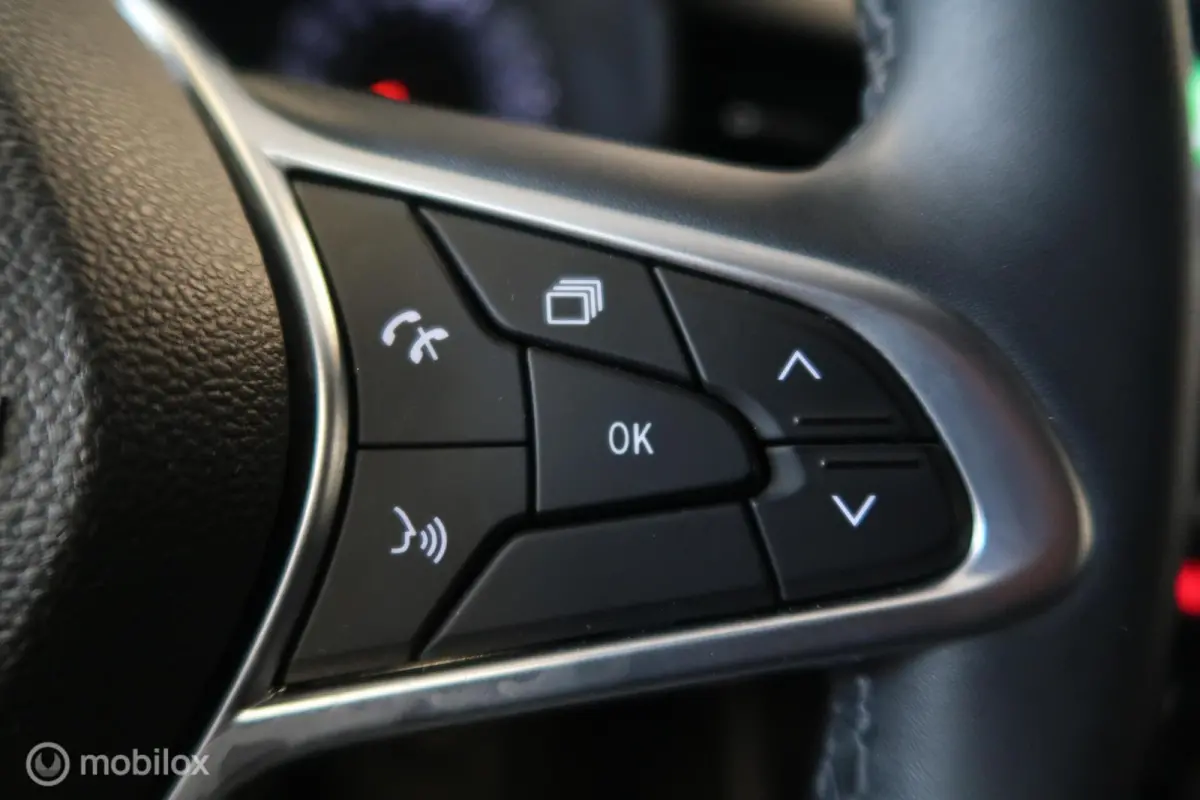 1.0 TCe Bi-Fuel Zen Navi Carplay NAP