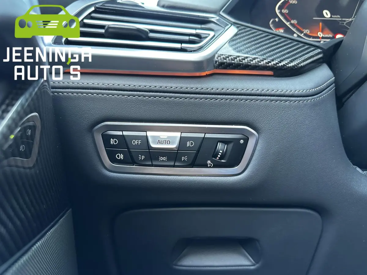 xDrive40i High Executive | HUD | Laser | M sport|Pano