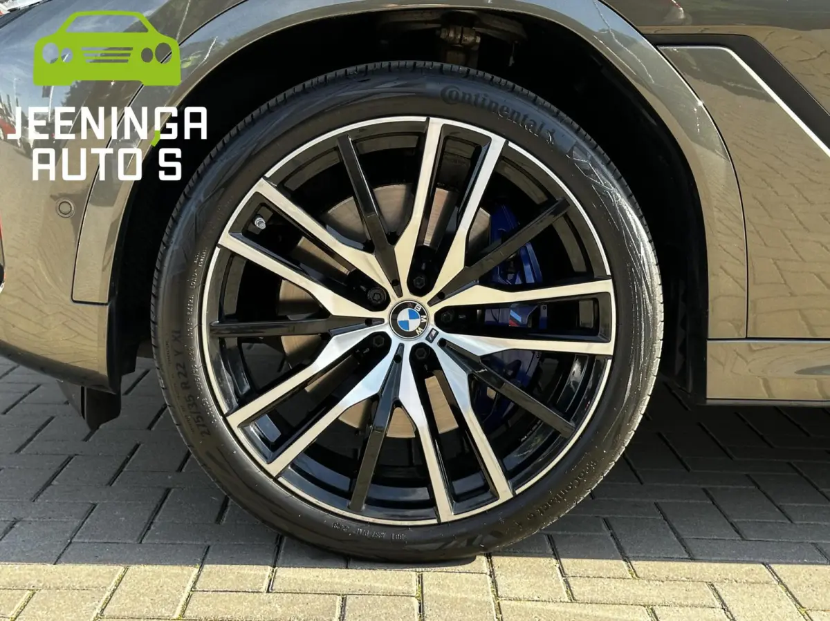 xDrive40i High Executive | HUD | Laser | M sport|Pano