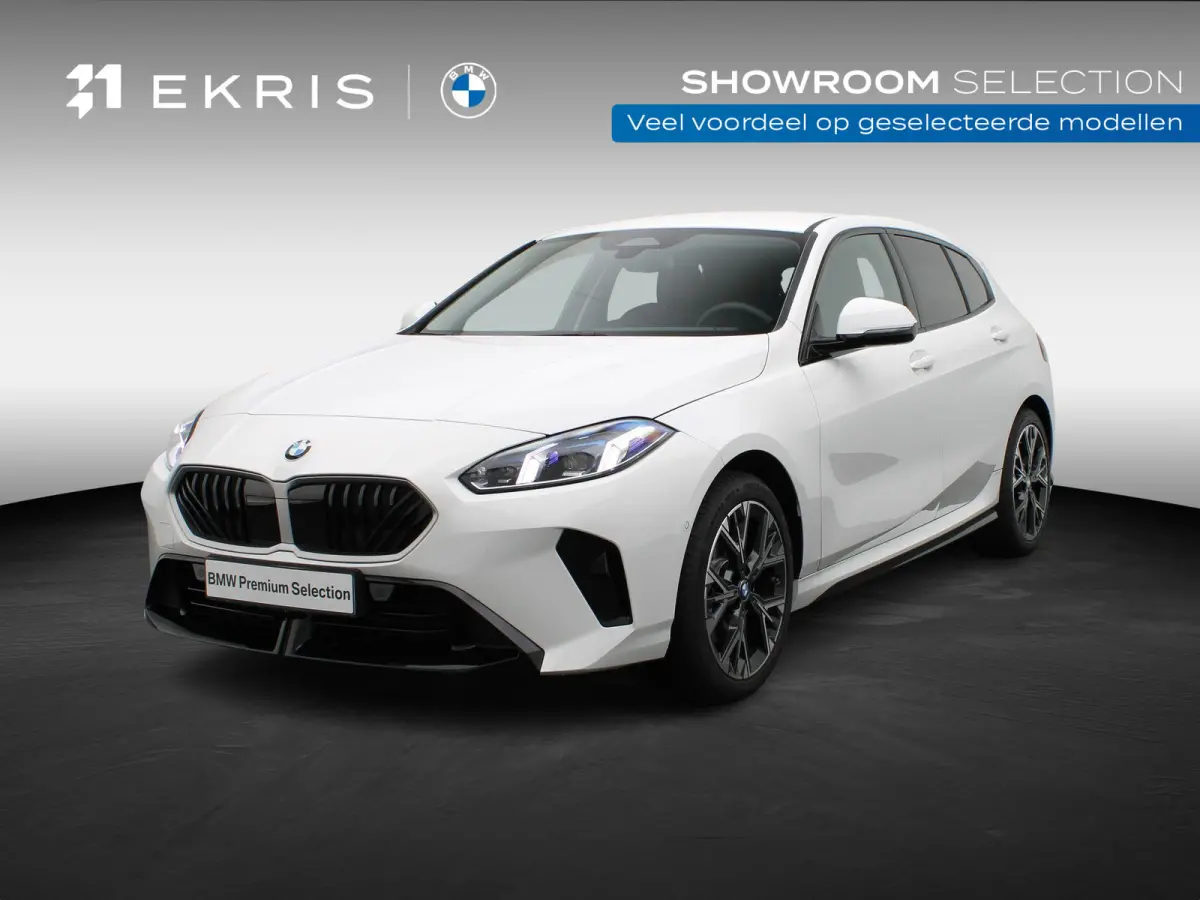 120 M Sport Design | Premium Pack | Stuurwielrand Verwarmd | Achteruitrijcamera | Driving Assistant | Parking Assistant | Harman Kardon | 18''