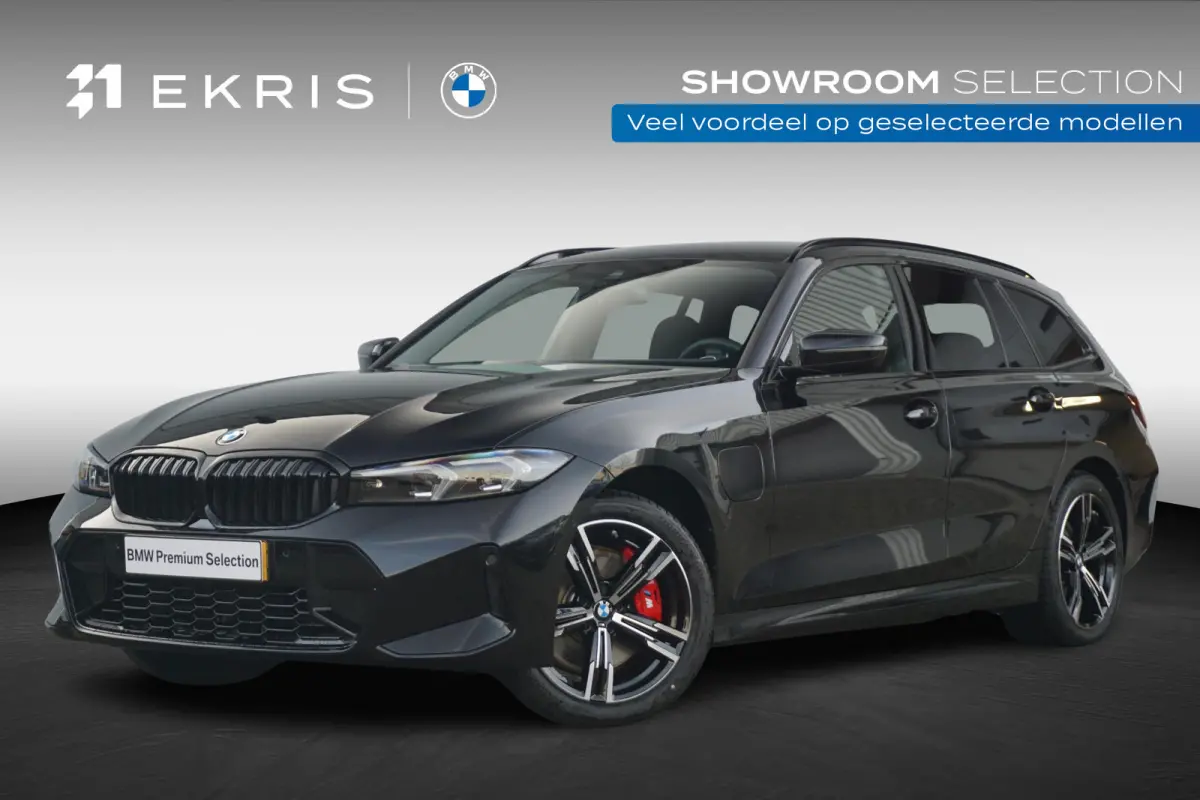 330e M Sport Pro | Trekhaak | Harman Kardon | Elektrische Stoelen met geheugen | Comfort Access |