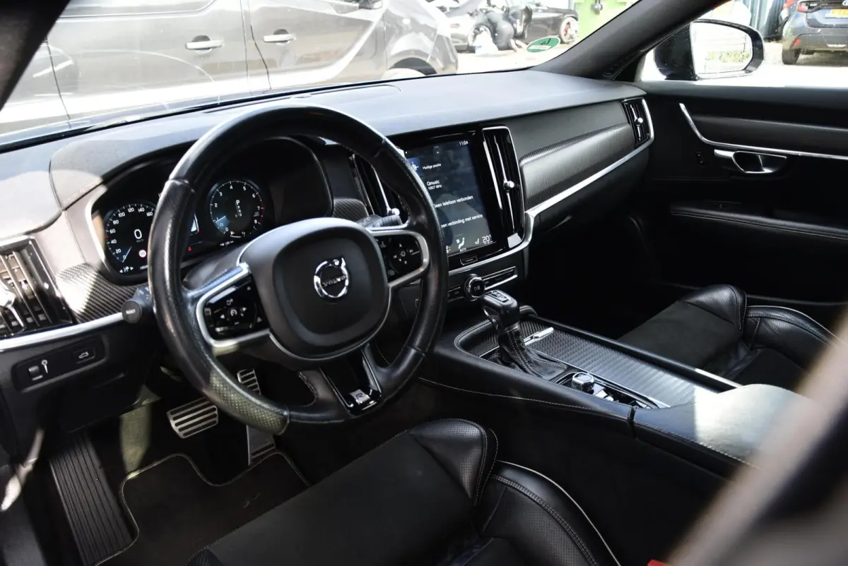 2.0 T4 R-Design Polestar Engineered