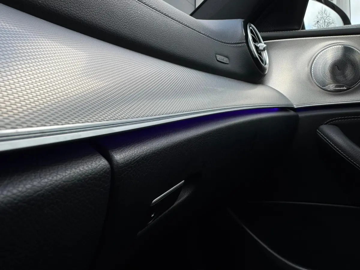 200 Premium Plus |Burmester |Pano |Sfeer |Alcantara