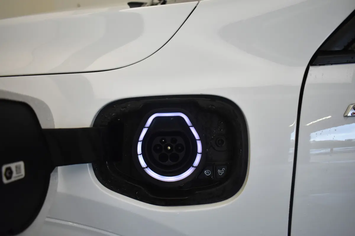 2.5 PHEV ST-Line X Head-Up Panoramadak B&O Sound Camera Leder 19" El aKlep