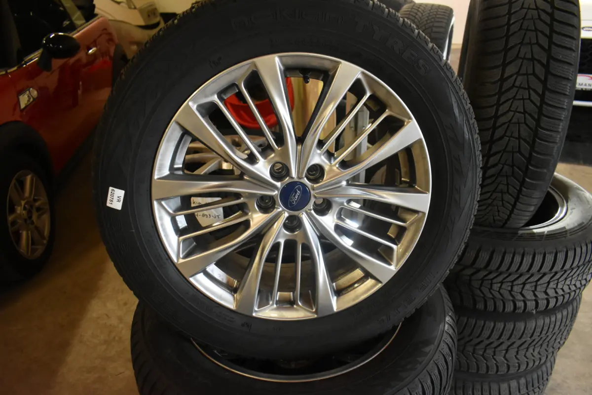 2.5 PHEV ST-Line X Head-Up Panoramadak B&O Sound Camera Leder 19" El aKlep