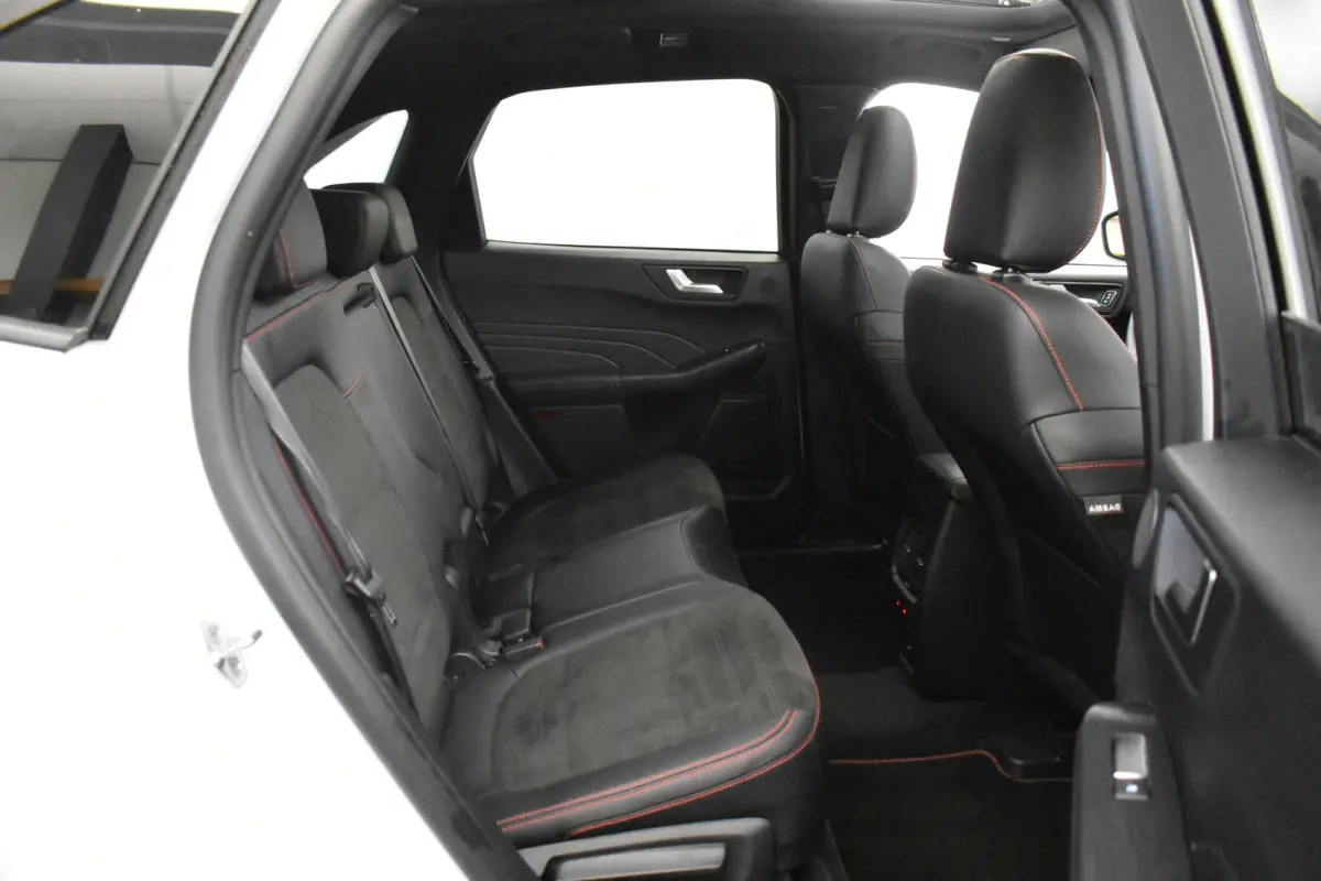 2.5 PHEV ST-Line X Head-Up Panoramadak B&O Sound Camera Leder 19" El aKlep
