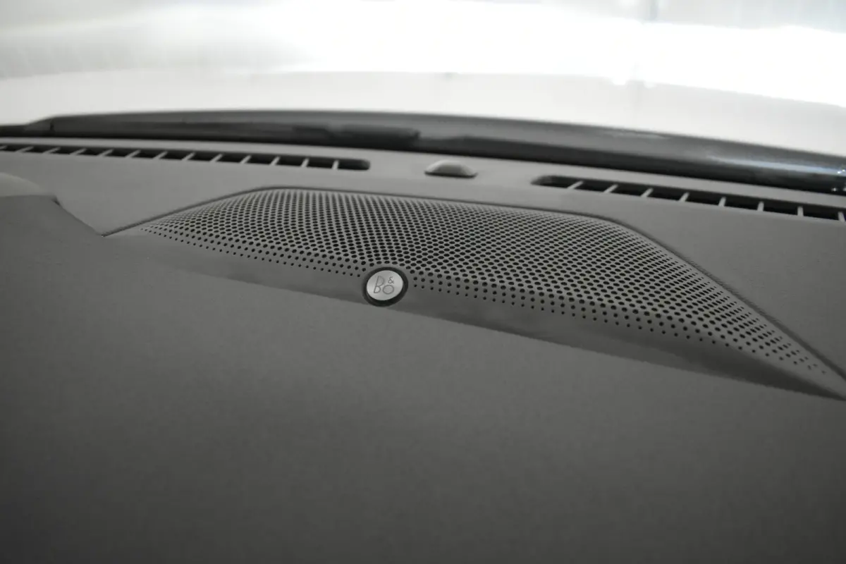2.5 PHEV ST-Line X Head-Up Panoramadak B&O Sound Camera Leder 19" El aKlep