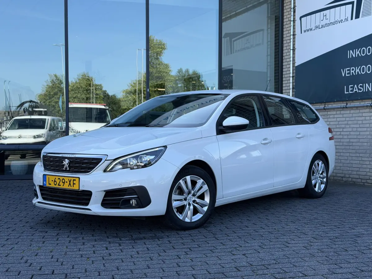 1.2 *110PK*ECC*NAVI*CAM*HAAK*CRUISE*CARPLAY*