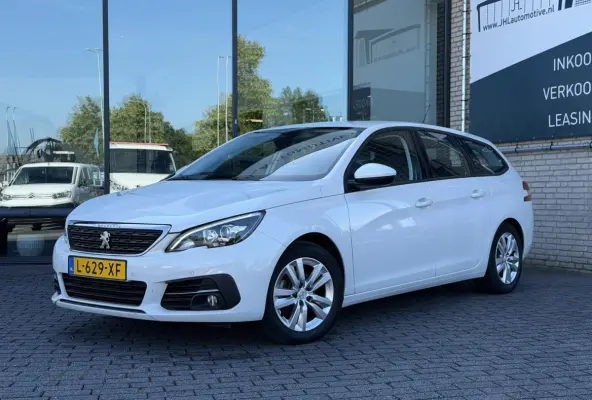 1.2 *110PK*ECC*NAVI*CAM*HAAK*CRUISE*CARPLAY*