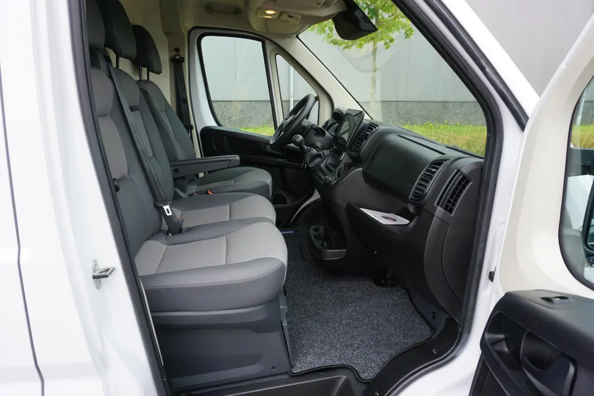 2.2 MultiJet 140 L3H2 3.5t Heavy in Topstaat |Betimmering |Groot scherm |Camera |Cruise |Climate |Navi |Carplay |Parkeersensoren |140 pk |EURO6 |3500 KG