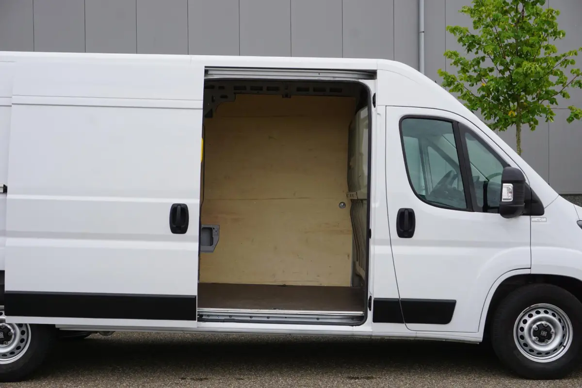 2.2 MultiJet 140 L3H2 3.5t Heavy in Topstaat |Betimmering |Groot scherm |Camera |Cruise |Climate |Navi |Carplay |Parkeersensoren |140 pk |EURO6 |3500 KG