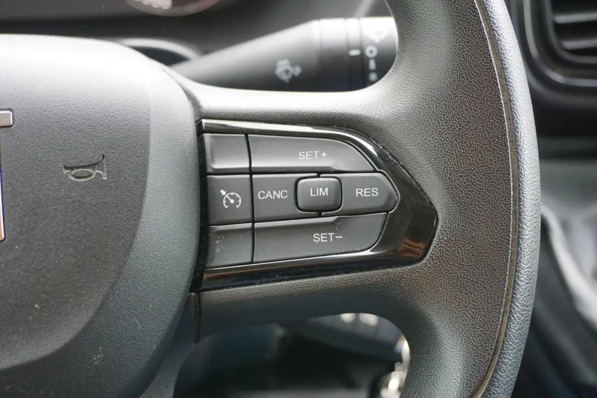 2.2 MultiJet 140 L3H2 3.5t Heavy in Topstaat |Betimmering |Groot scherm |Camera |Cruise |Climate |Navi |Carplay |Parkeersensoren |140 pk |EURO6 |3500 KG