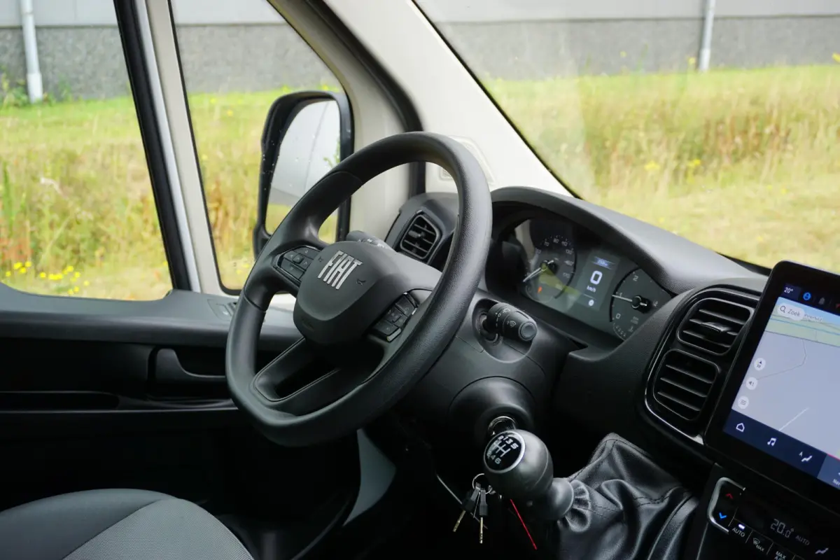 2.2 MultiJet 140 L3H2 3.5t Heavy in Topstaat |Betimmering |Groot scherm |Camera |Cruise |Climate |Navi |Carplay |Parkeersensoren |140 pk |EURO6 |3500 KG