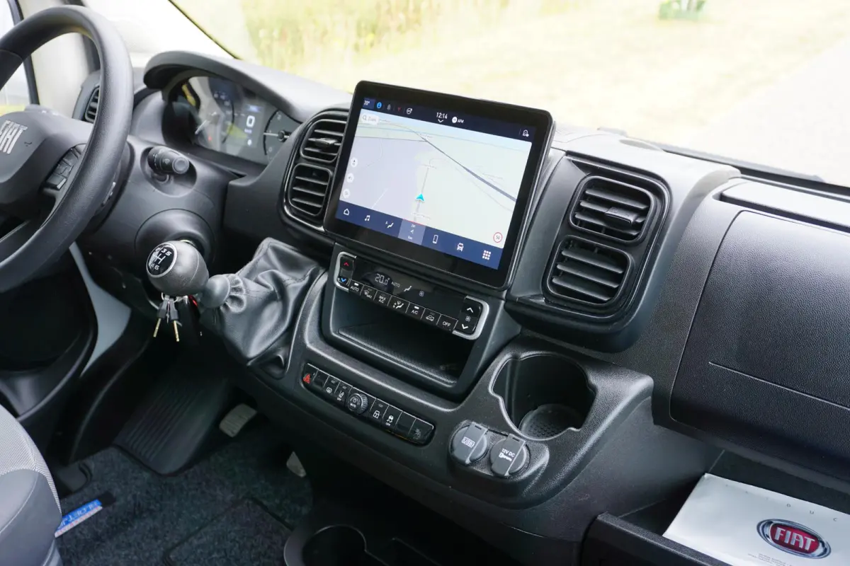2.2 MultiJet 140 L3H2 3.5t Heavy in Topstaat |Betimmering |Groot scherm |Camera |Cruise |Climate |Navi |Carplay |Parkeersensoren |140 pk |EURO6 |3500 KG