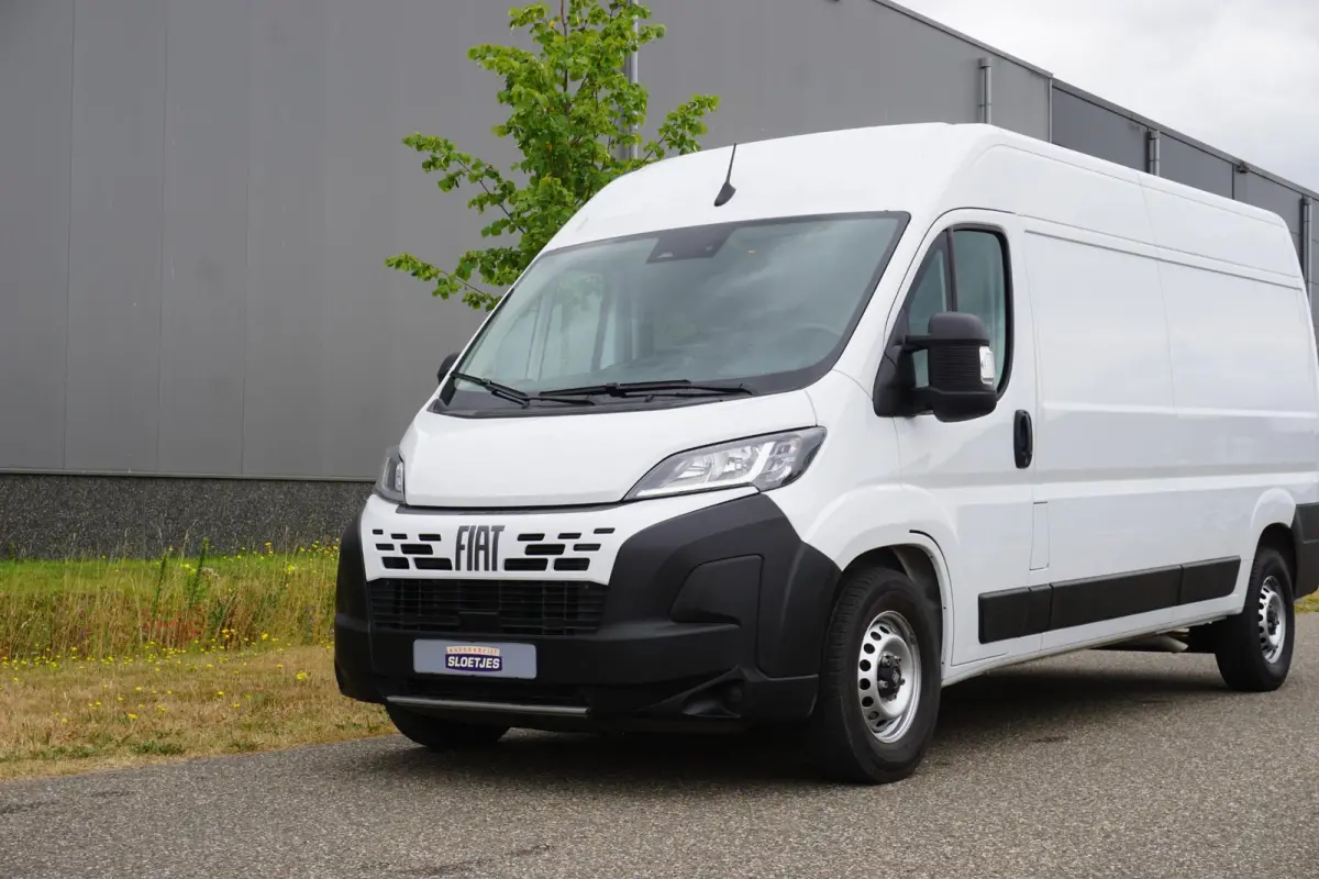 2.2 MultiJet 140 L3H2 3.5t Heavy in Topstaat |Betimmering |Groot scherm |Camera |Cruise |Climate |Navi |Carplay |Parkeersensoren |140 pk |EURO6 |3500 KG