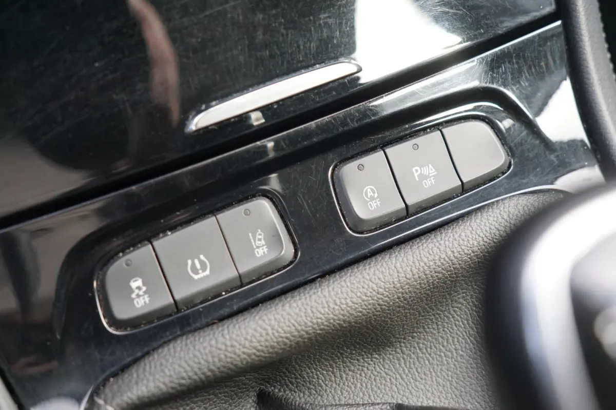 1.2 Turbo Business Edition - Quartz Grey - Carplay/Cruise/Clima