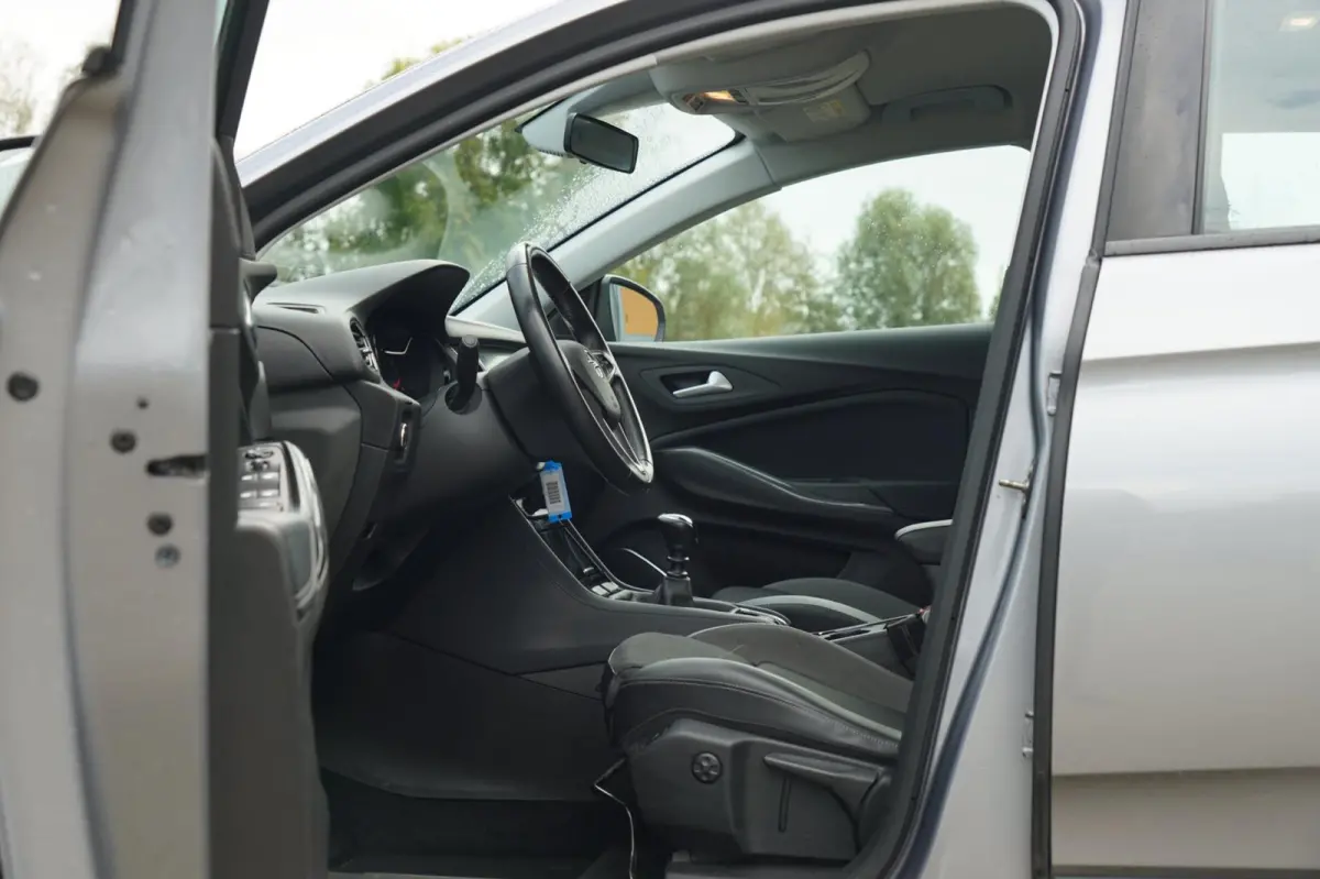 1.2 Turbo Business Edition - Quartz Grey - Carplay/Cruise/Clima
