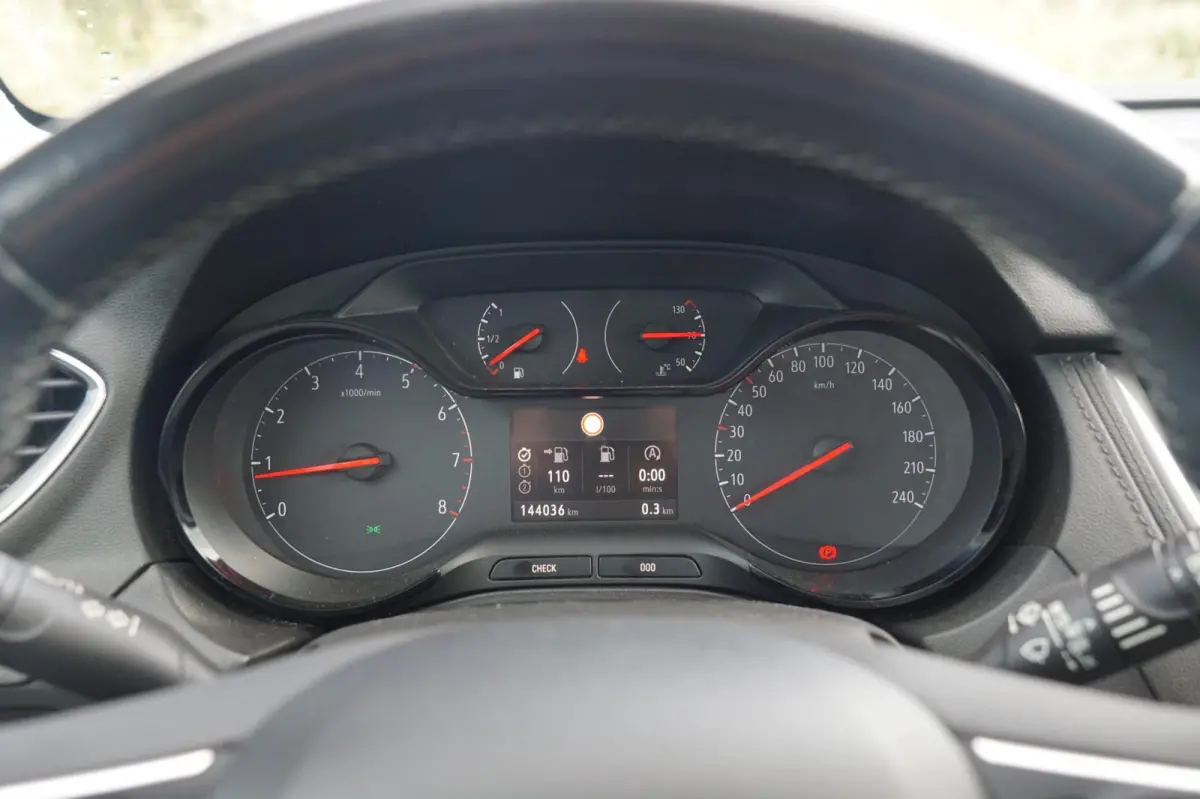 1.2 Turbo Business Edition - Quartz Grey - Carplay/Cruise/Clima