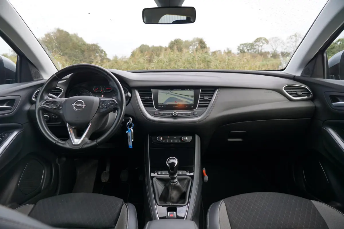 1.2 Turbo Business Edition - Quartz Grey - Carplay/Cruise/Clima