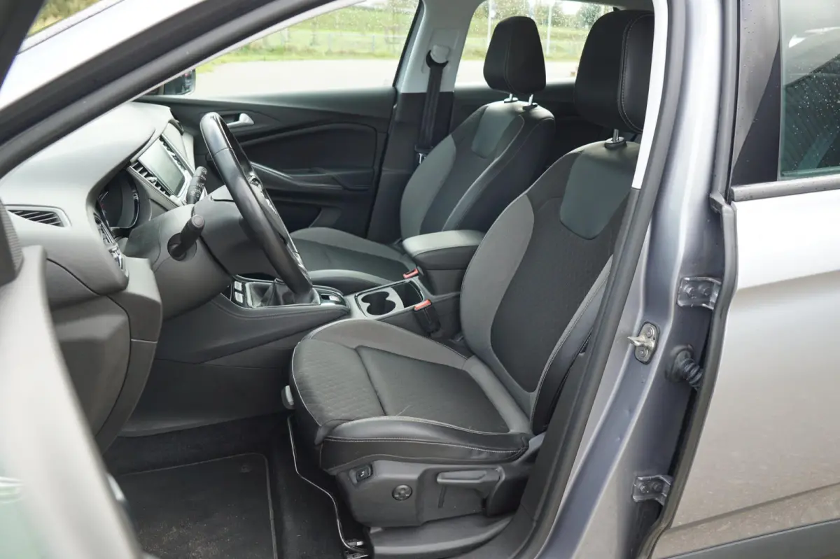 1.2 Turbo Business Edition - Quartz Grey - Carplay/Cruise/Clima