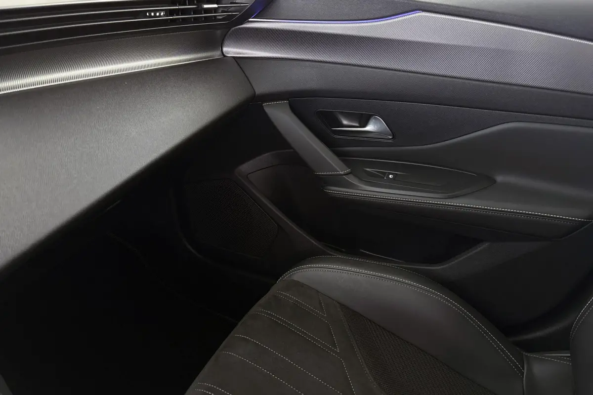 1.2 PureTech GT Automaat Navigatie LED Koplampen Verde Oliva