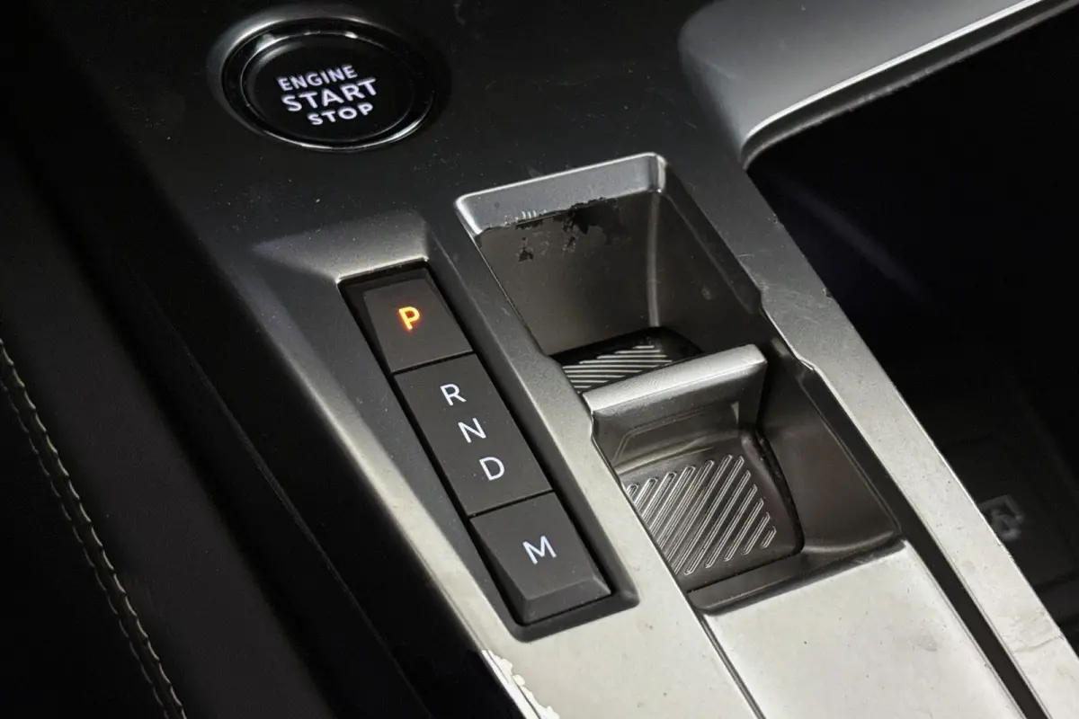 1.2 PureTech GT Automaat Navigatie LED Koplampen Verde Oliva