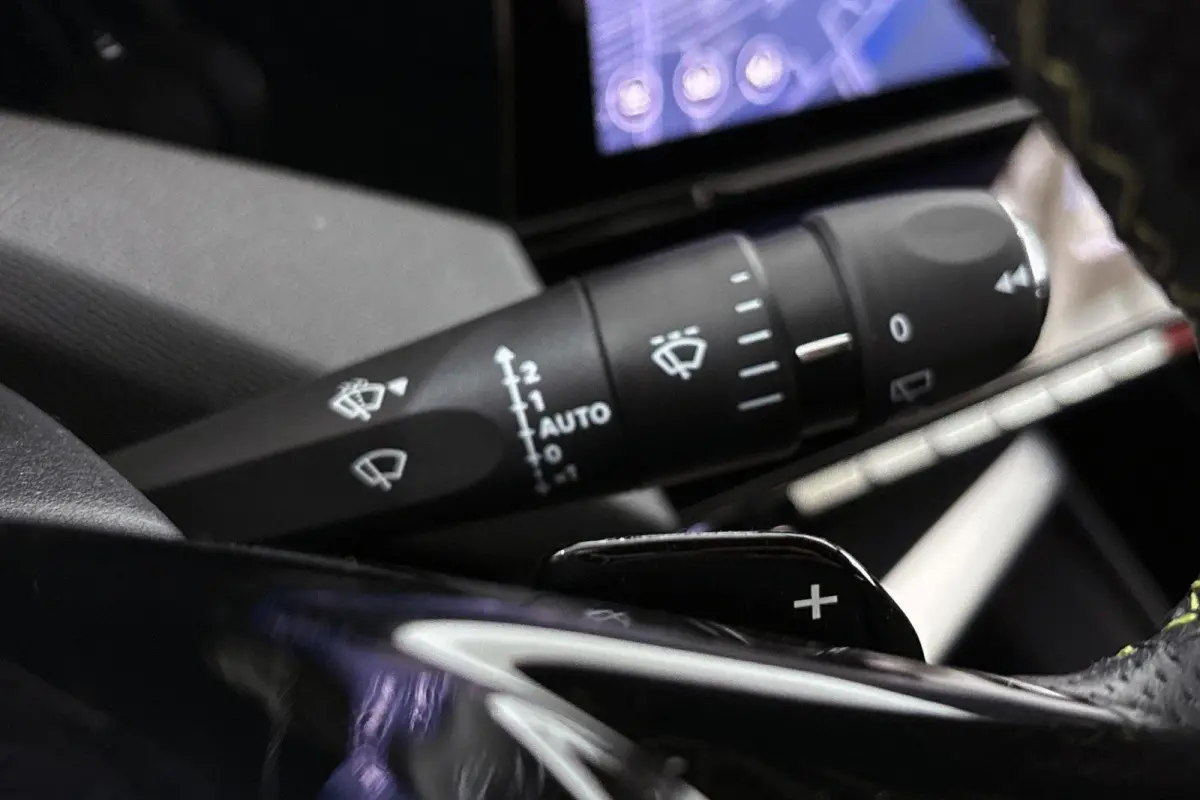 1.2 PureTech GT Automaat Navigatie LED Koplampen Verde Oliva