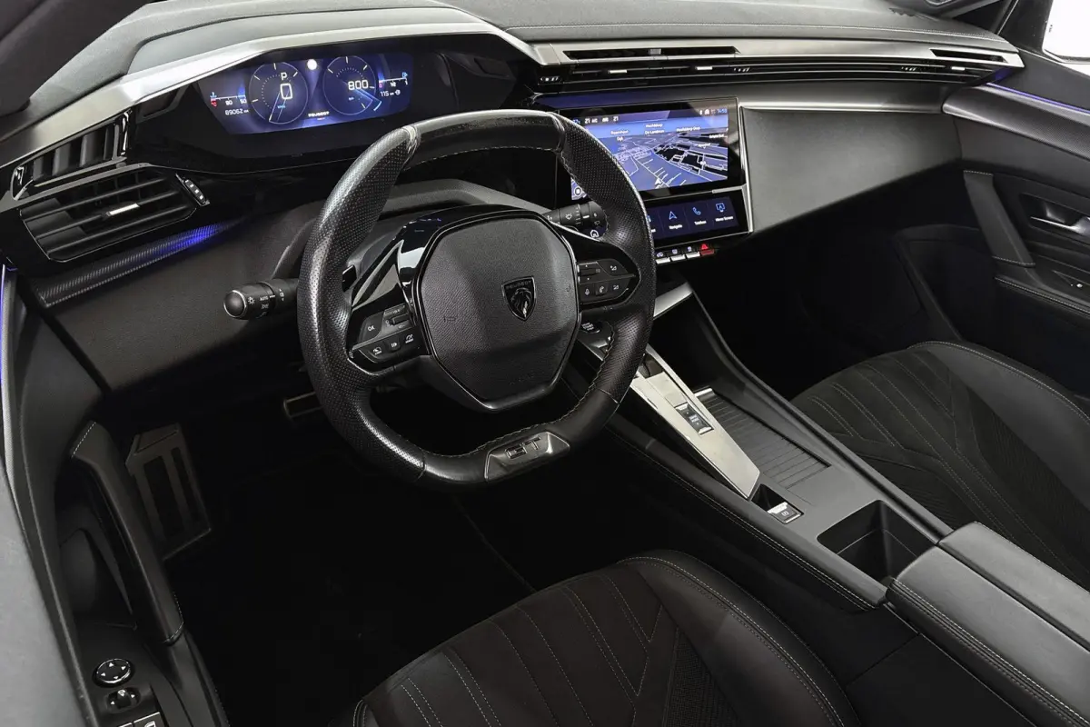 1.2 PureTech GT Automaat Navigatie LED Koplampen Verde Oliva