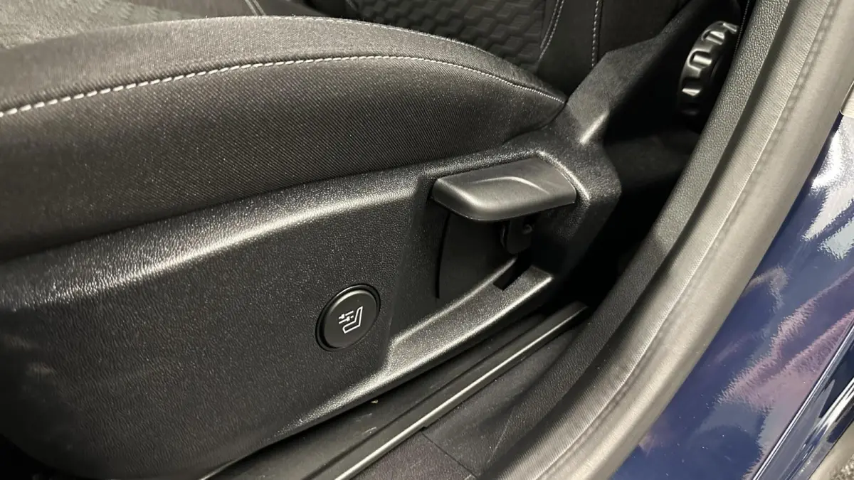 1.0 EcoBoost Titanium CAMERA NAVI LM CRUISE DAB LED.