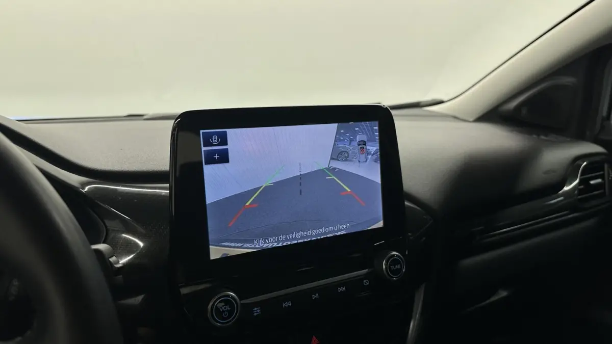 1.0 EcoBoost Titanium CAMERA NAVI LM CRUISE DAB LED.