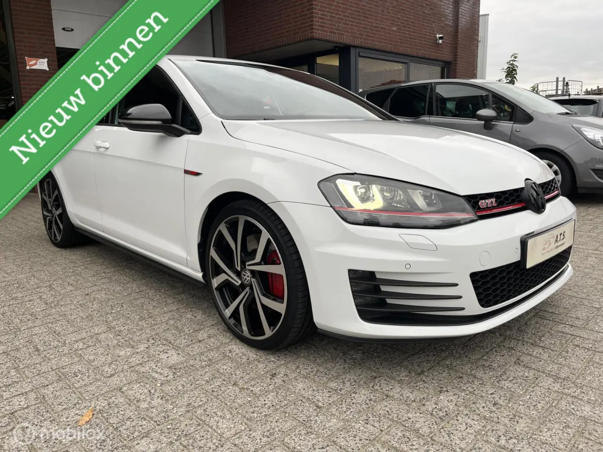 2.0 TSI GTI Performance NAVI*CARPLAY*CRUISE*