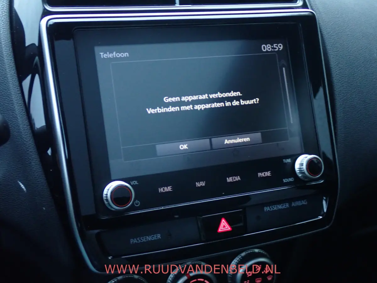 2.0 Instyle PANODAK/SPORTLEER/CAMERA/NAVI/CARPLAY