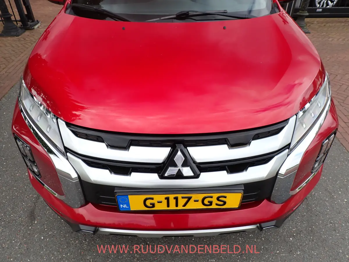 2.0 Instyle PANODAK/SPORTLEER/CAMERA/NAVI/CARPLAY