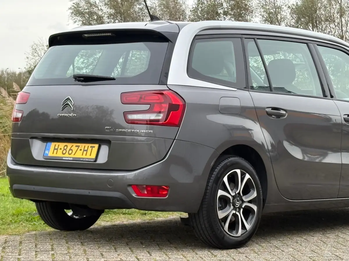 1.2 PureTech 7pers Business - Gris Platinium - Cruise/Carplay/Clima
