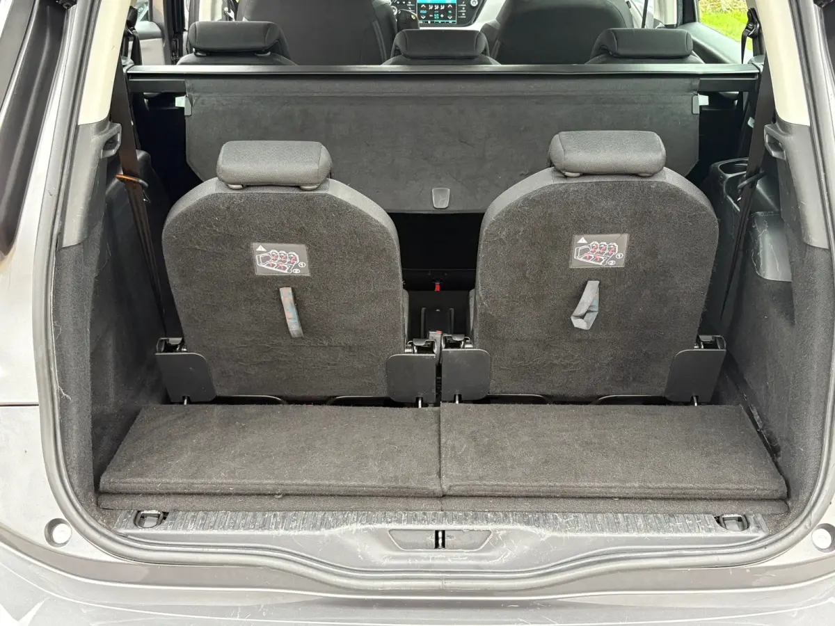 1.2 PureTech 7pers Business - Gris Platinium - Cruise/Carplay/Clima