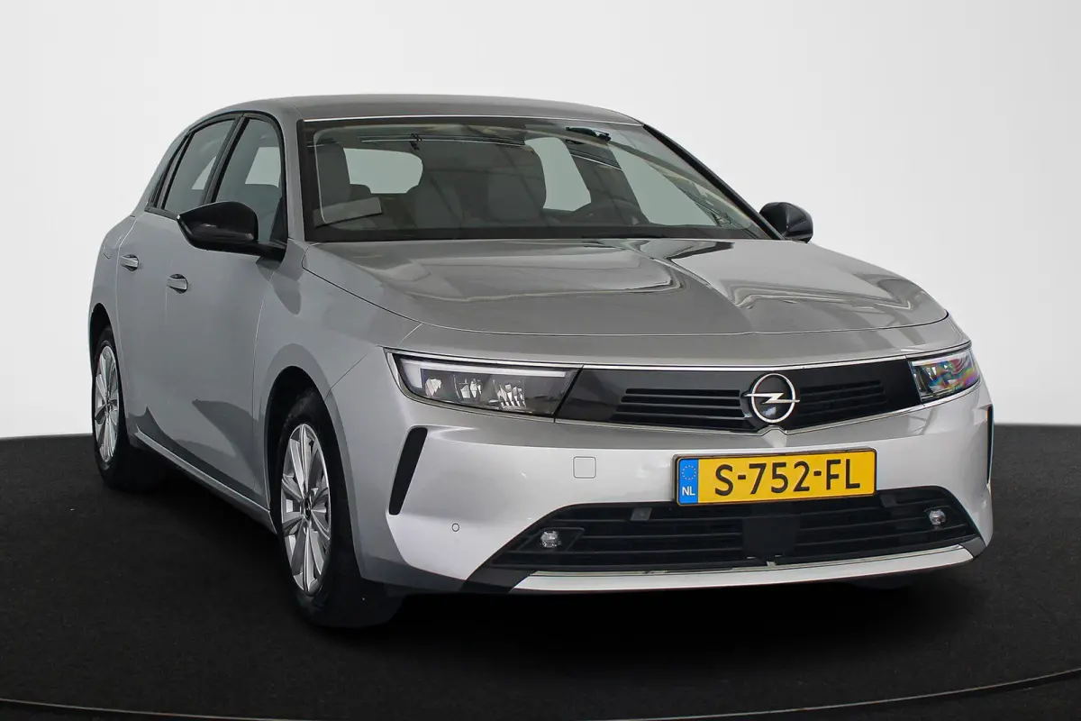 1.2T 110PK Edition Achteruitrijcamera Carplay Cruise control