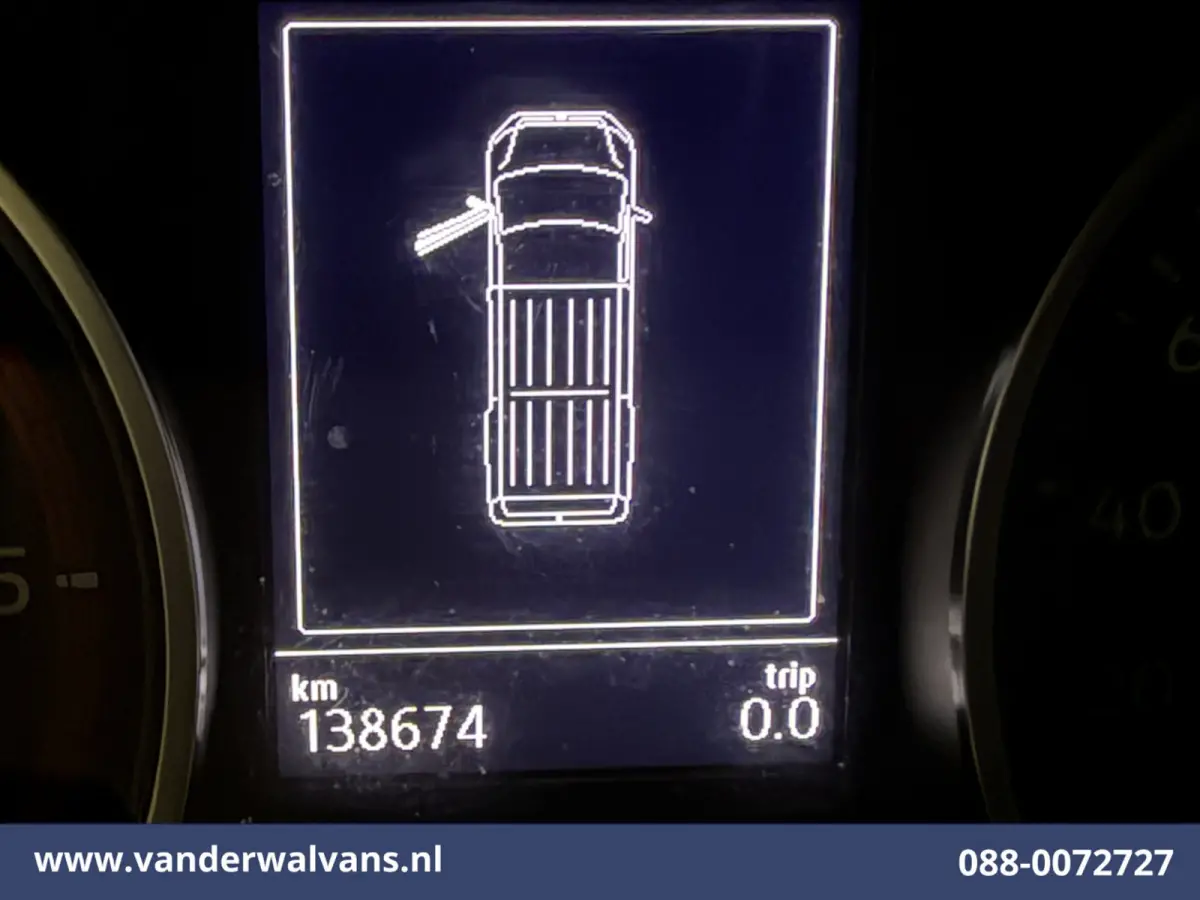2.0 TDI 141pk L3H3 L2H2 Euro6 Airco | Camera | Apple Carplay | Android Auto | Cruisecontrol | Massagestoel Chauffeursstoel, 2800kg trekvermogen