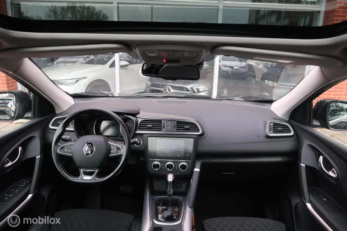 1.3 TCe Intens Pano Carplay Navi 160PK