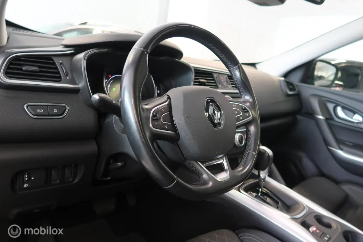 1.3 TCe Intens Pano Carplay Navi 160PK