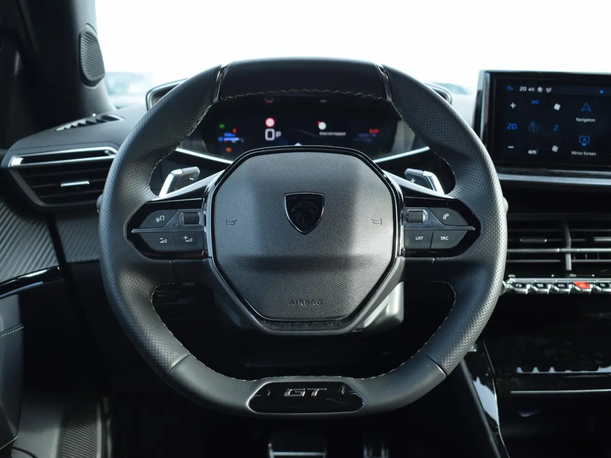 1.2 Hybrid 136 GT | ACHTERUITRIJCAMERA MET SENSOREN | NAVI & CARPAY | E.C.C. | 8.846 KM