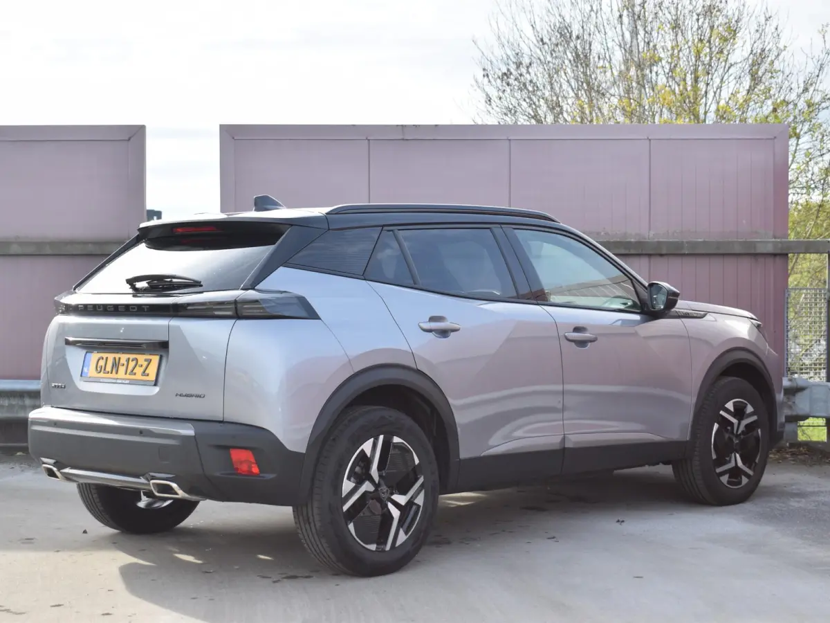 1.2 Hybrid 136 GT | ACHTERUITRIJCAMERA MET SENSOREN | NAVI & CARPAY | E.C.C. | 8.846 KM