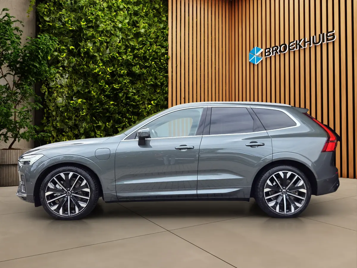 2.0 T6 AWD Recharge Ultra Bright | Luchtvering | 21" Velgen | Panoramadak | 360 Camera | Memory | Head-up