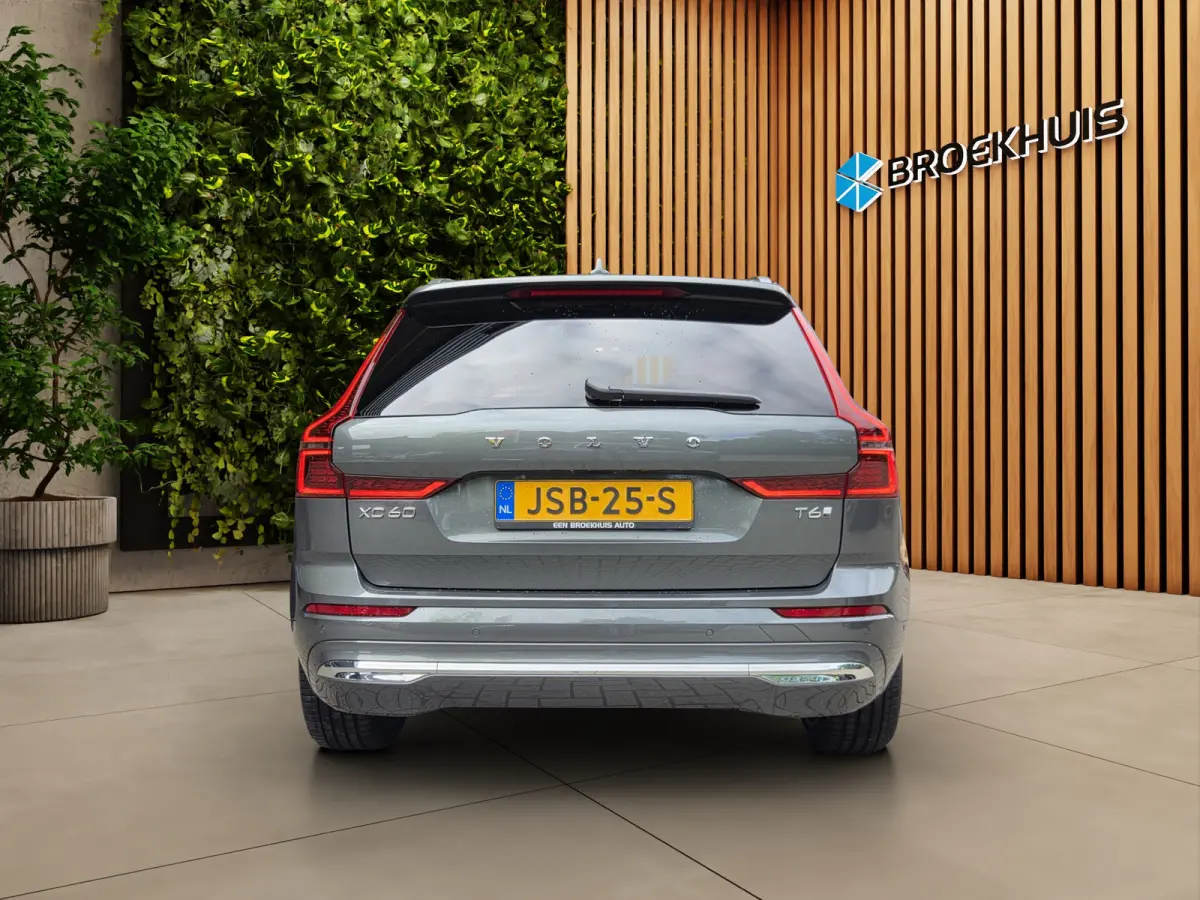 2.0 T6 AWD Recharge Ultra Bright | Luchtvering | 21" Velgen | Panoramadak | 360 Camera | Memory | Head-up