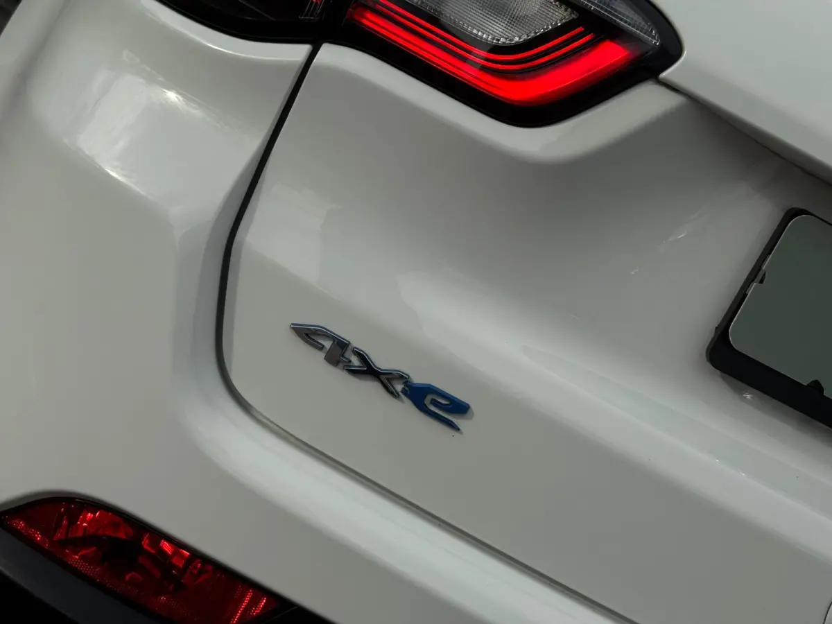 4xe 240 Plug-in Hybrid New Upland |Keyless |Camera |Stoel/Stuurverw. |ACC