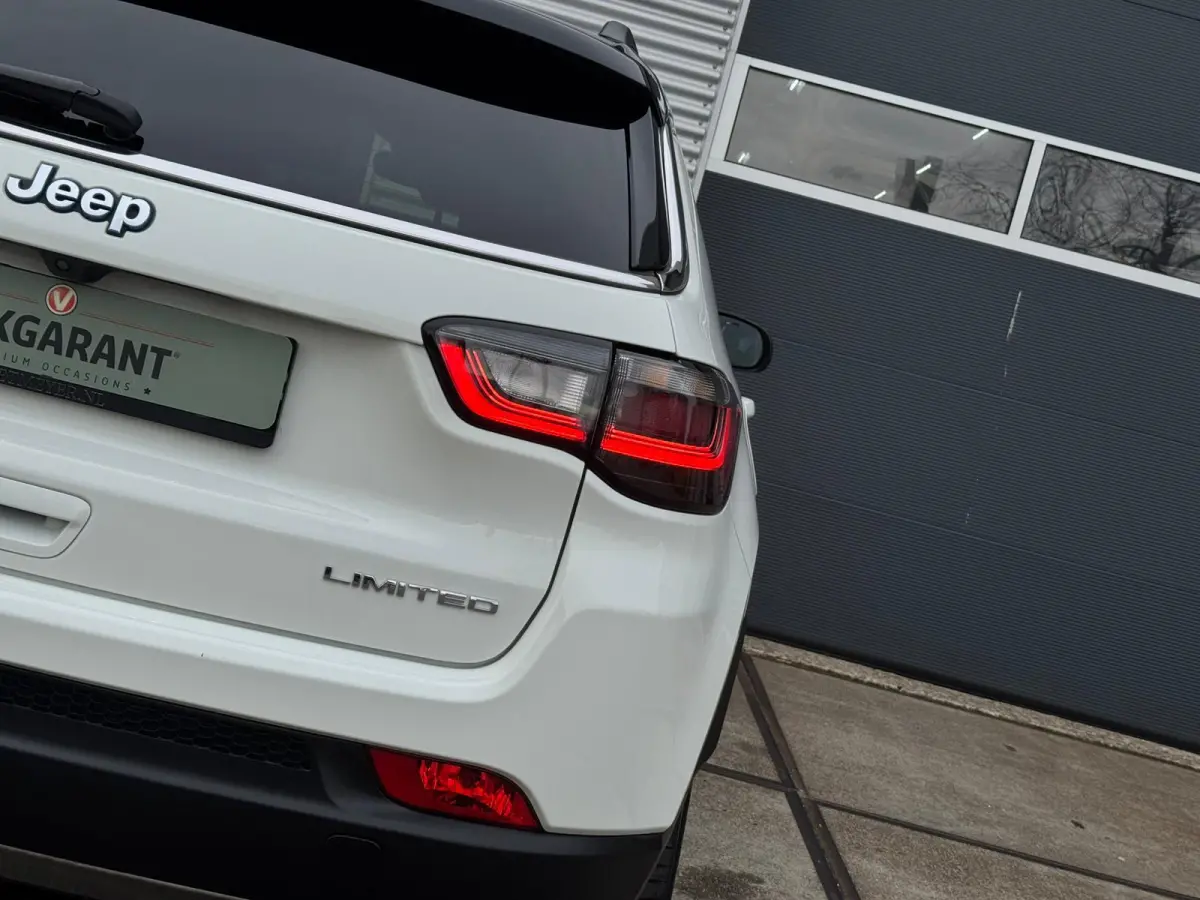 4xe 240 Plug-in Hybrid New Upland |Keyless |Camera |Stoel/Stuurverw. |ACC