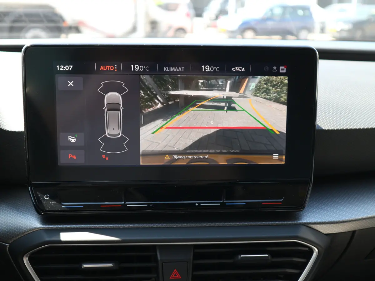 1.0 TSI Style Business VIRTUAL CLIMA ADAP CRUISE