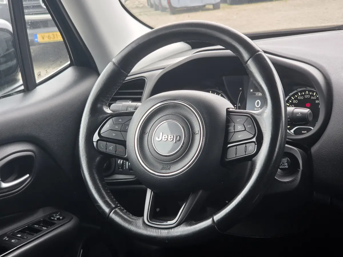 1.6 E-Torq Black Line | Navi | Cruise control | Parkeersensor |